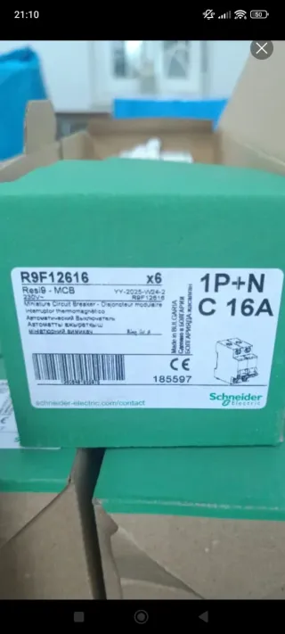 Interruptor magnetotermico Schneider 1P+N C16A