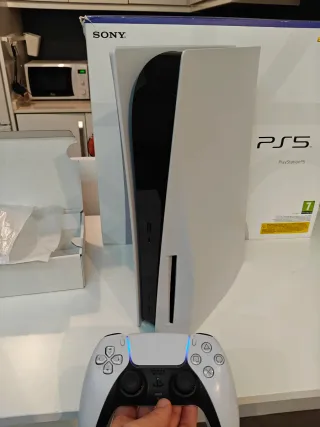 Sony PS5 con lector de discos