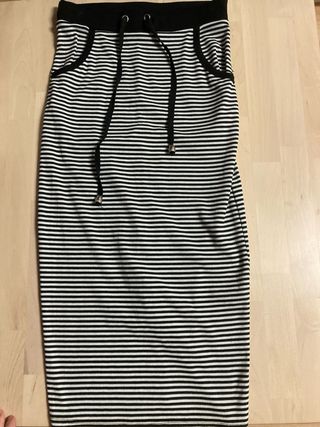 Lote di gonne e vestito midi