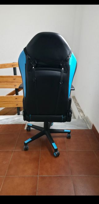 Silla Gaming Azul y Negra
