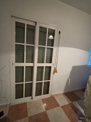 Puerta corredera blanca 2 hojas