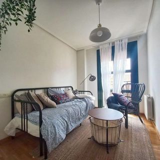 Piso en alquiler en Cimadevilla en Gijón