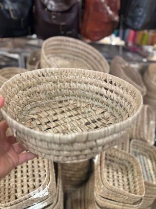 Cestas de mimbre nuevas