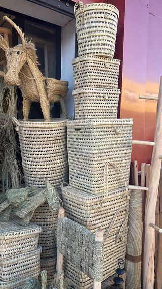 Cestas de mimbre nuevas