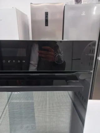 Horno AEG Negro Nueva con tara garantía + entrega