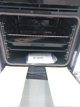 Horno AEG Negro Nueva con tara garantía + entrega