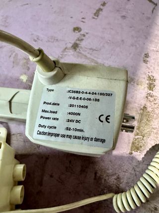 EQUIPO MOTOR ELEVACIÓN CAMILLA FISIOTERAPIA