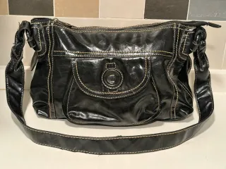 Bolso Negro Martina K charol