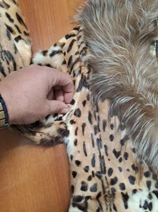 Cazadora Mayjas leopardo con cuello pelo