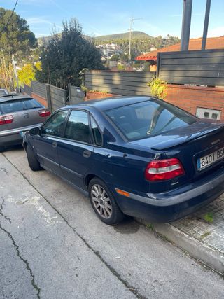 Volvo S40 2001