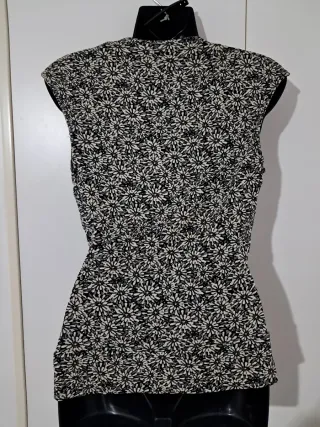 Blusa leggera fantasia floreale