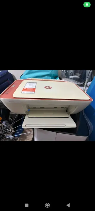 Impresora HP Beige y Roja