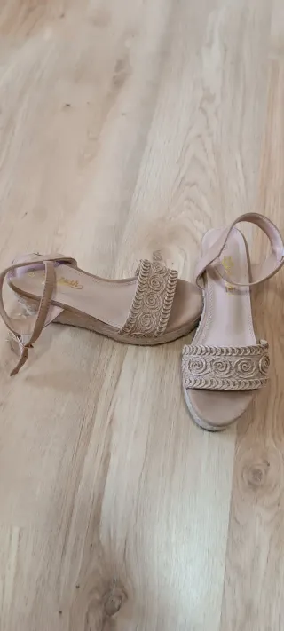 Sandalias cuña