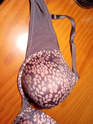 Sujetador Hunkemöller gris y rosa