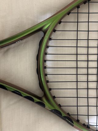 Raqueta Wilson Blade V8 98 16x19 Grip 2