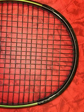 Raqueta Wilson Blade V8 98 16x19 Grip 2