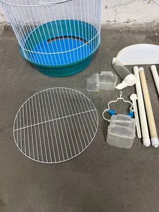 Jaula Redonda Alargada para Pájaros