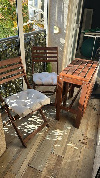 Mesa y 2 Sillas Plegables Terraza