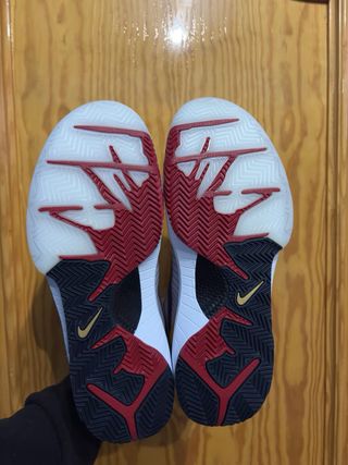Nike Kobe 4 Protro Oro