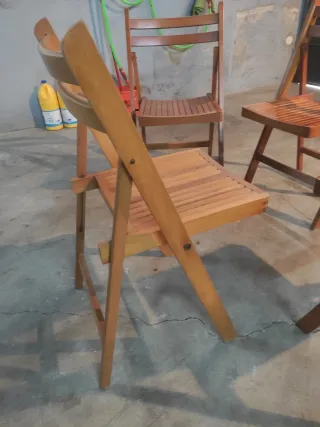 Mesa comedor+ sillas ( 4 extras)