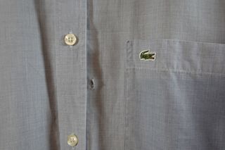 Camisa Lacoste Classic Fit Gris Talla 42.