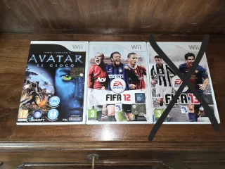 Videogiochi ps4 e wii: avatar + fifa e pes