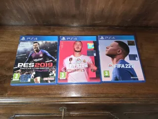 Videogiochi ps4 e wii: avatar + fifa e pes