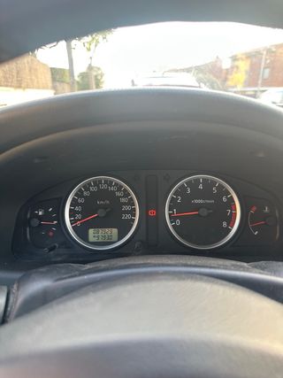 Nissan Almera Etiqueta B