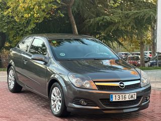 Opel Astra GTC 2009 / Distintivo Ambiental "B"