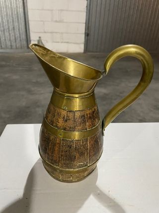 Brocca in legno e ottone stile botte