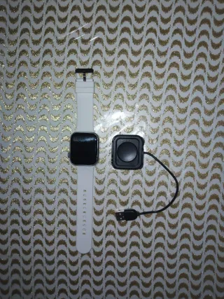 Reloj Digital Blanco smartwatch
