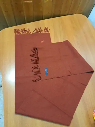 Bufanda Burberry Roja Hombre