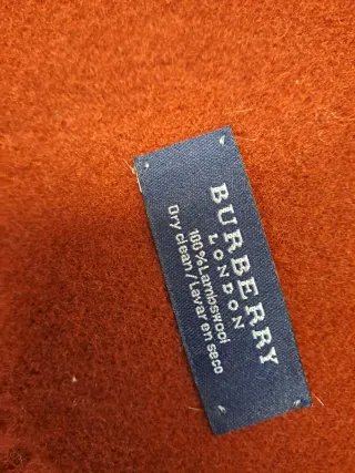 Bufanda Burberry Roja Hombre