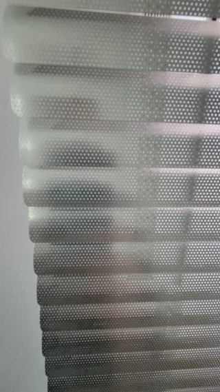 Persiana veneziana in alluminio grigio 105x130cm