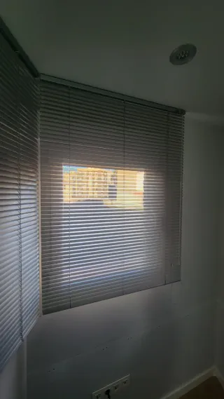 Persiana veneziana in alluminio grigio 105x130cm