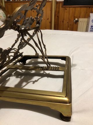 Supporto per libri in ottone con corona