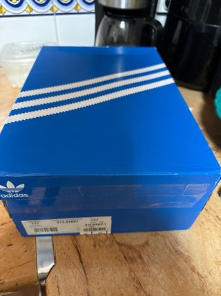 Caja Adidas Sorpresa