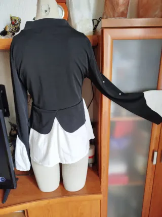 Blusa manga larga perlas talla S