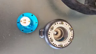 Volante OMP y piña volante MX5