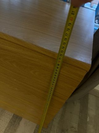 Cómoda de madera con 4 cajones