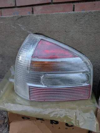 Pilotos Traseros Audi A3 1999-2004