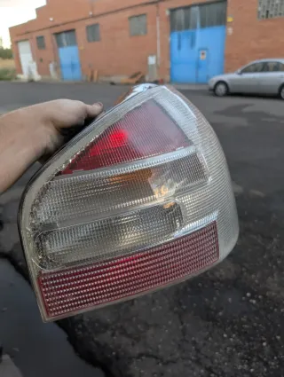 Pilotos Traseros Audi A3 1999-2004