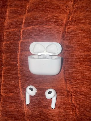 Funda AirPods Apple Blanca