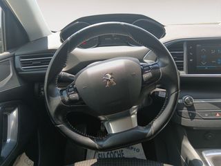 Peugeot 308 1.5 BlueHDi Style