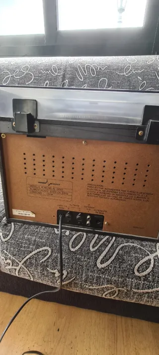 Minicadena inves 100hf. Tocadiscos Cassette Negro/