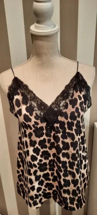 Top Zara Animal Print Encaje Negro