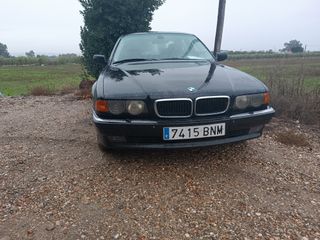 BMW 7 - 1999 en Córdoba
