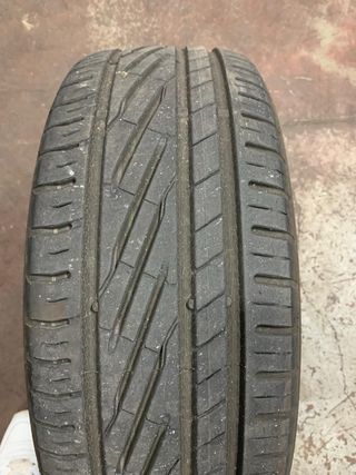 Neumáticos de coche