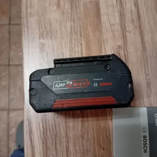 Cargador Bosch GAL 18V-20 y Batería 18V 5Ah