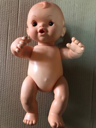 Baby Born, ropa, baúl y wc